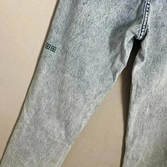 KSUBI Slim Pin Dusted High Rise Jeans Size 26 - Picture 10 of 16